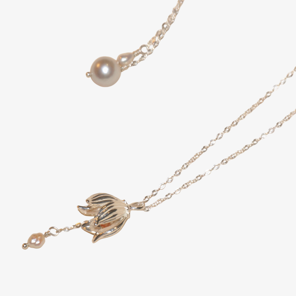 Sterling Silver Charming Multiwear Floral Necklace | Fleur de Lune Adjustable Pearl Necklace