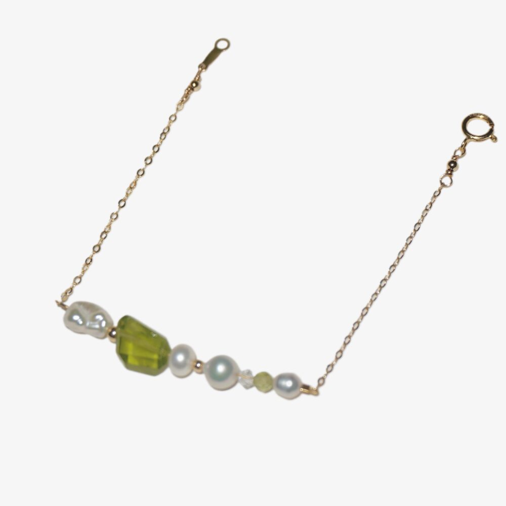 14K Gold-filled Dainty OLIVE STARFALL Pearl Bracelet